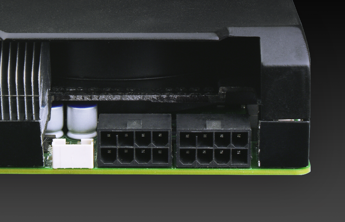 8pin_2_aux_power_002